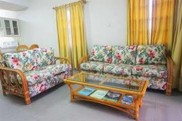 קינגסטאון Hillside Apartments מראה חיצוני תמונה